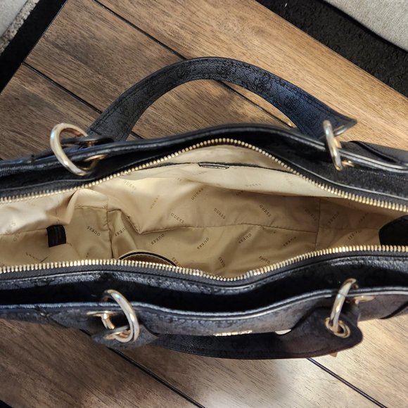 Guess Bags Guess Kamryn Logo Tote Purse Poshmark